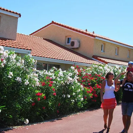 With A Garden In Mediterranean Style Holiday home *